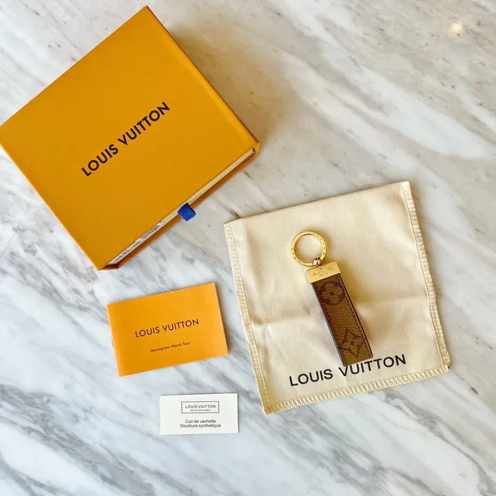 スーパーコピー ルイヴィトン キーホルダー