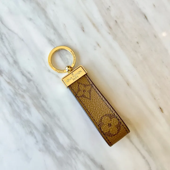 スーパーコピー ルイヴィトン キーホルダー