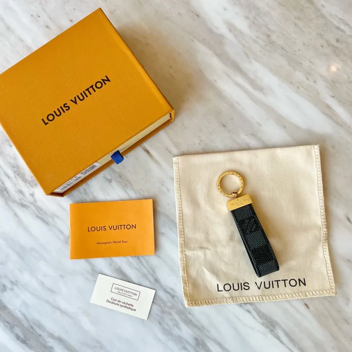 スーパーコピー ルイヴィトン キーホルダー
