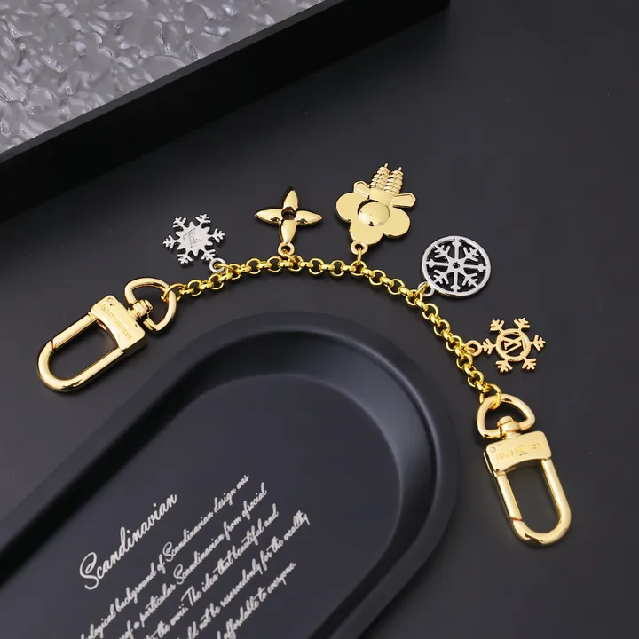 スーパーコピー ルイヴィトン キーホルダー