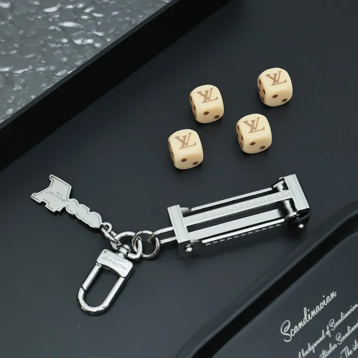 スーパーコピー ルイヴィトン キーホルダー