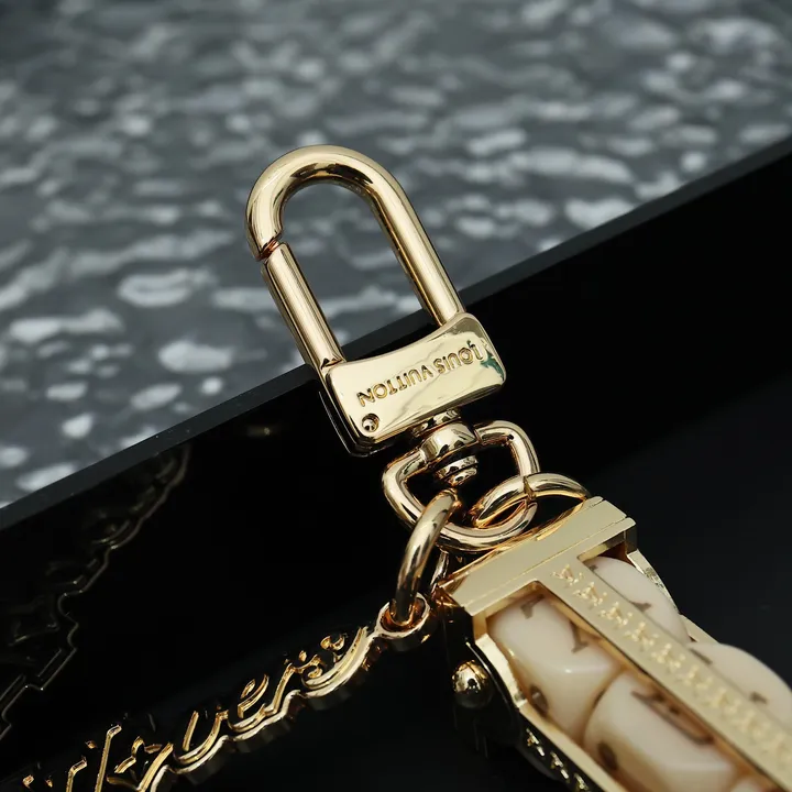 スーパーコピー ルイヴィトン キーホルダー