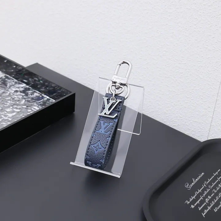 スーパーコピー ルイヴィトン キーホルダー