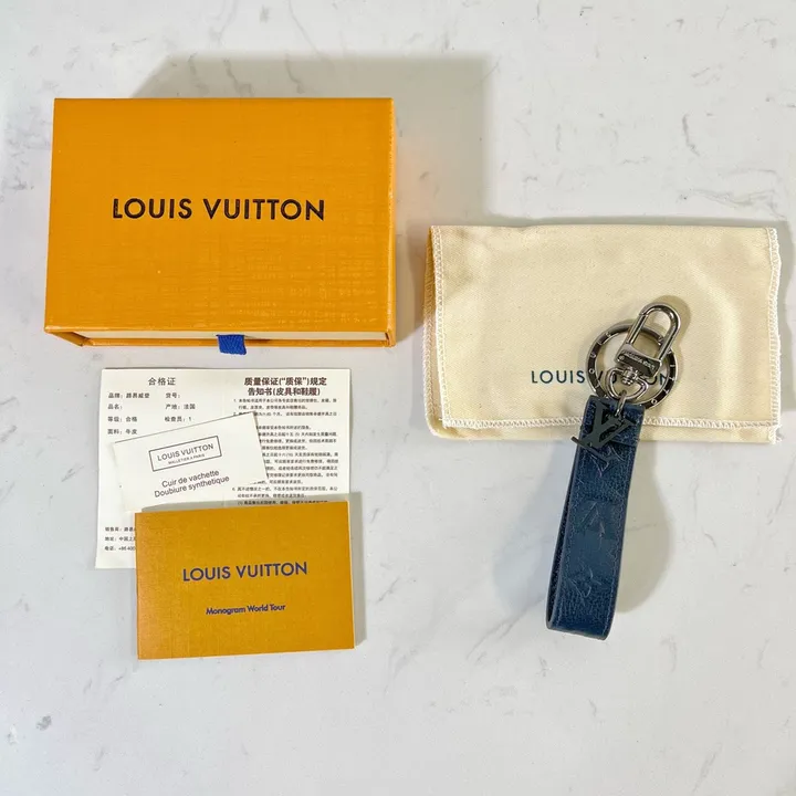 スーパーコピー ルイヴィトン キーホルダー