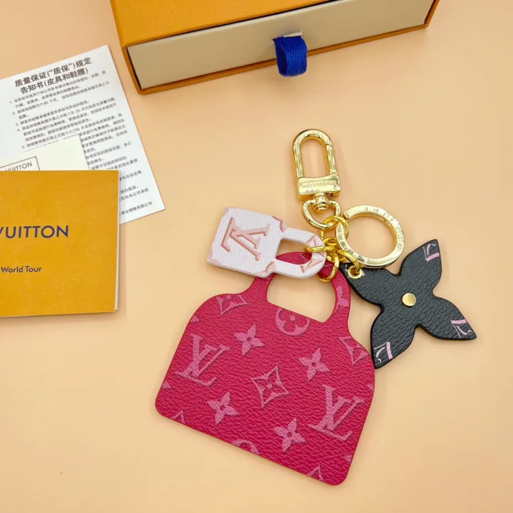 スーパーコピー ルイヴィトン キーホルダー