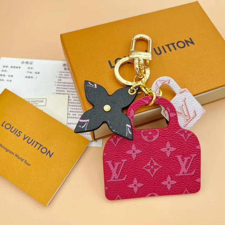 スーパーコピー ルイヴィトン キーホルダー