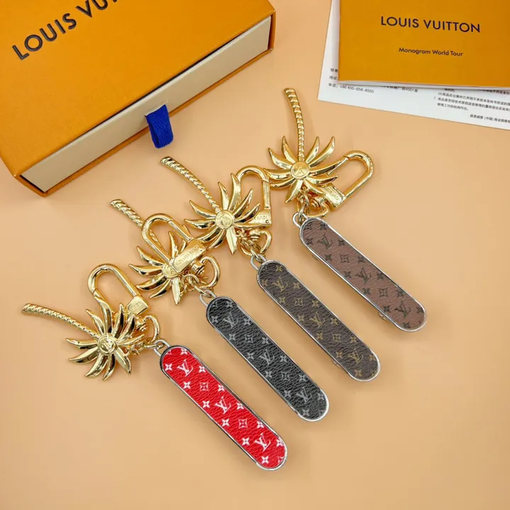 スーパーコピー ルイヴィトン キーホルダー