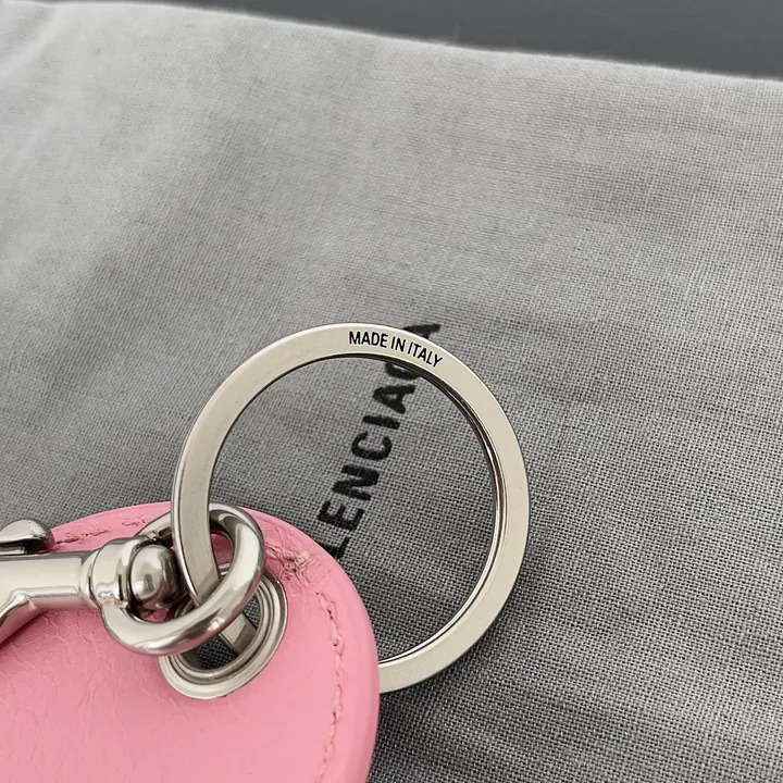 スーパーコピー バレンシアガ キーホルダー