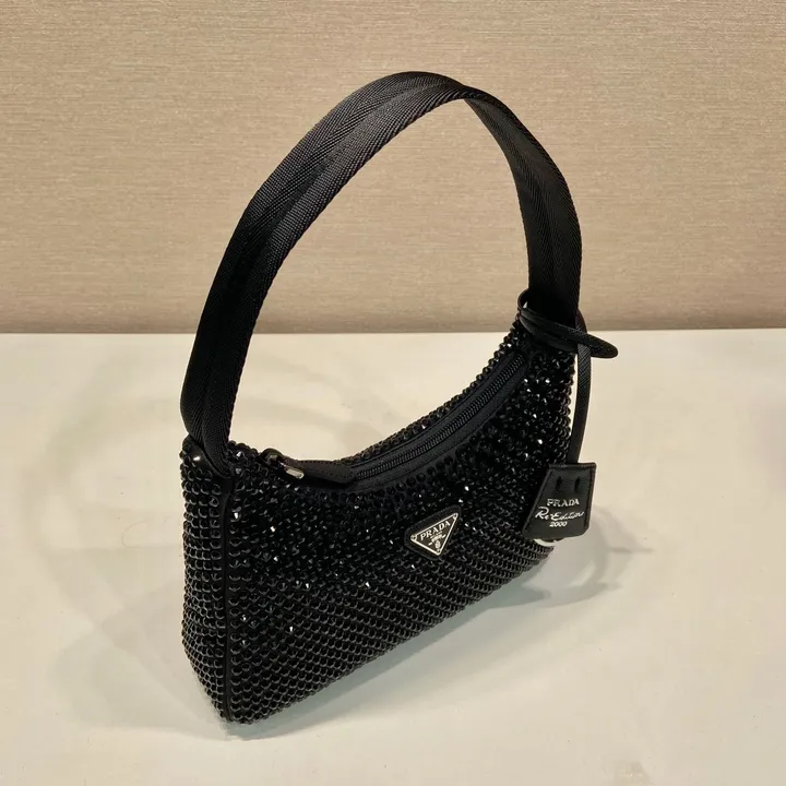 スーパーコピー プラダ キーホルダー