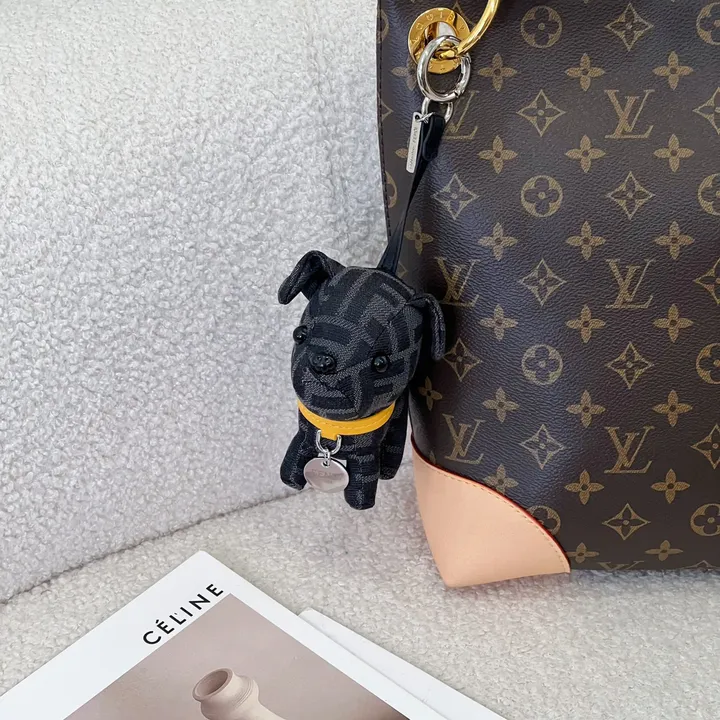 スーパーコピー フェンディ キーホルダー