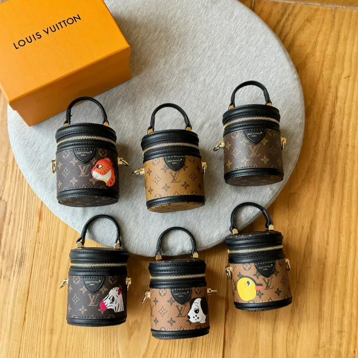 スーパーコピー ルイヴィトン キーホルダー