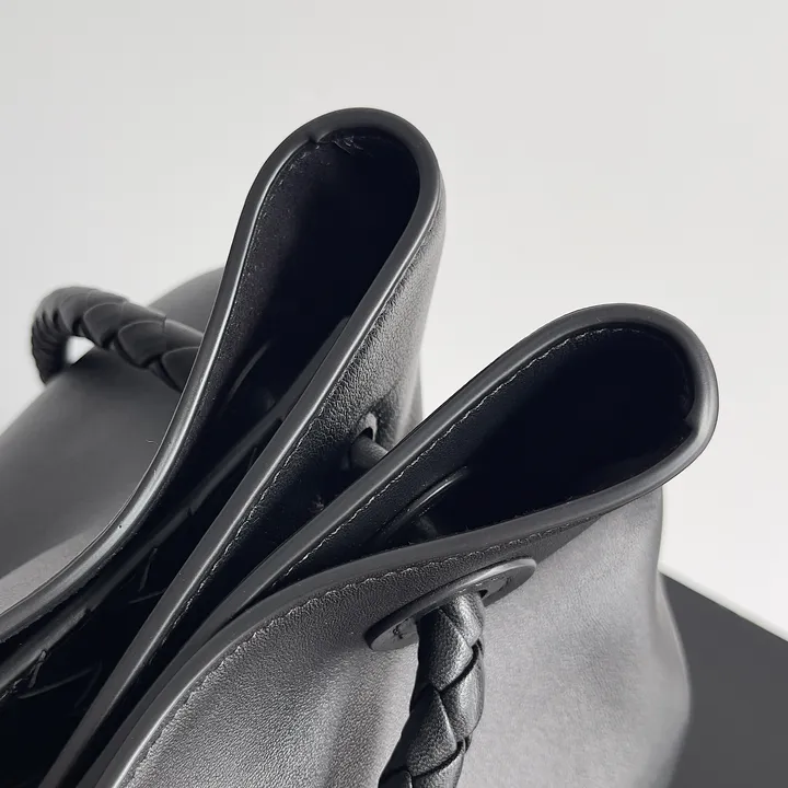 スーパーコピー ボッテガ ヴェネタ キーホルダー