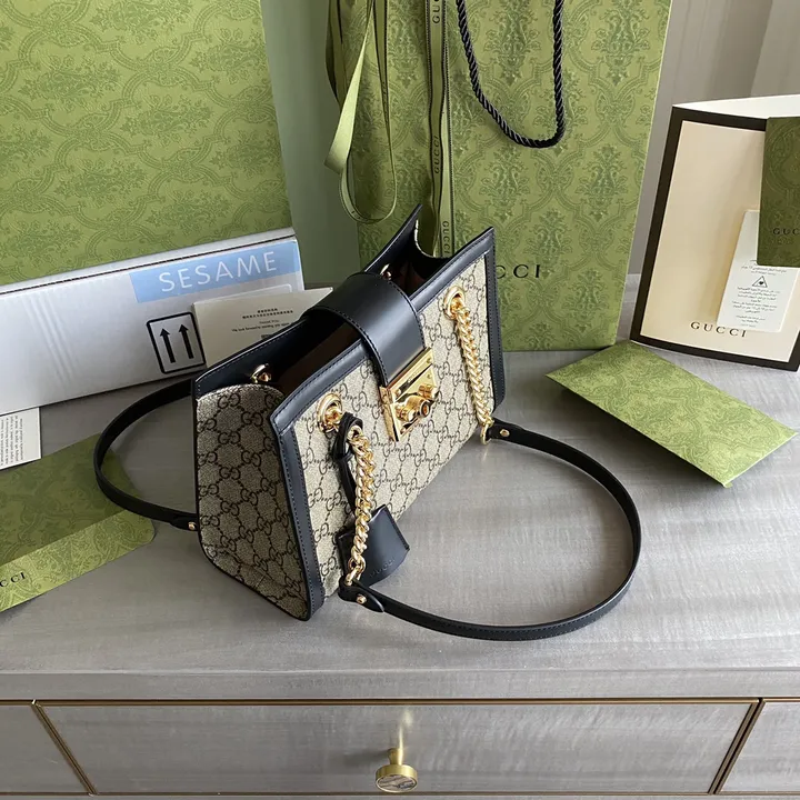 スーパーコピー グッチ キーホルダー