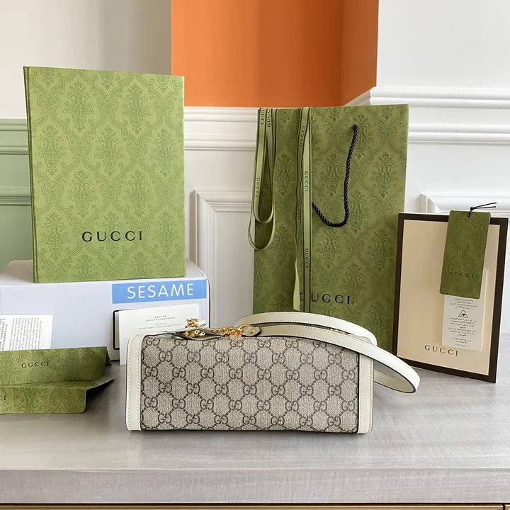 スーパーコピー グッチ キーホルダー