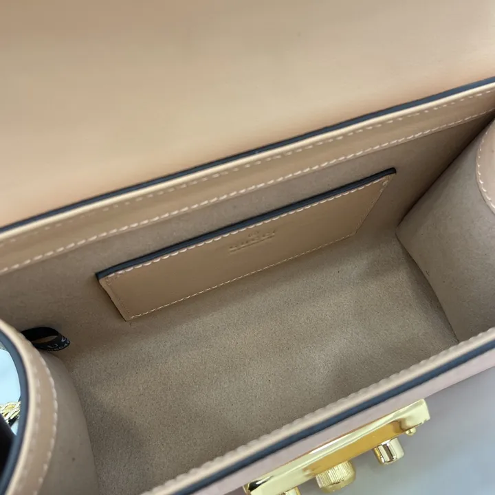 スーパーコピー グッチ キーホルダー