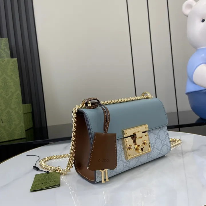 スーパーコピー ルイヴィトン キーホルダー