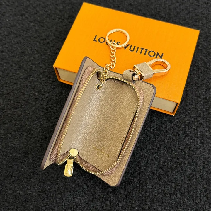 スーパーコピー ルイヴィトン キーホルダー