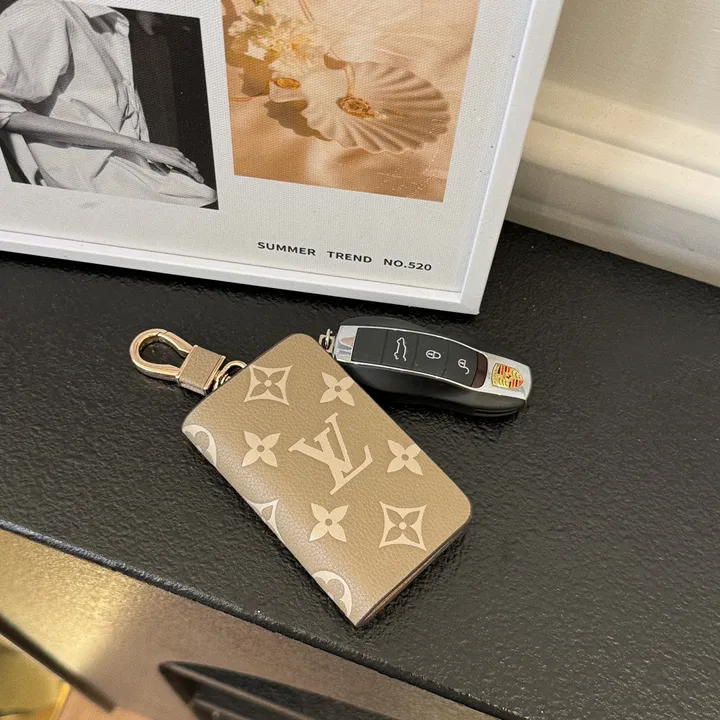スーパーコピー ルイヴィトン キーホルダー