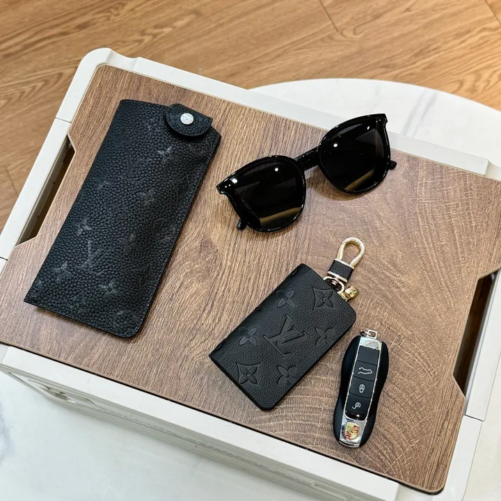 スーパーコピー ルイヴィトン キーホルダー