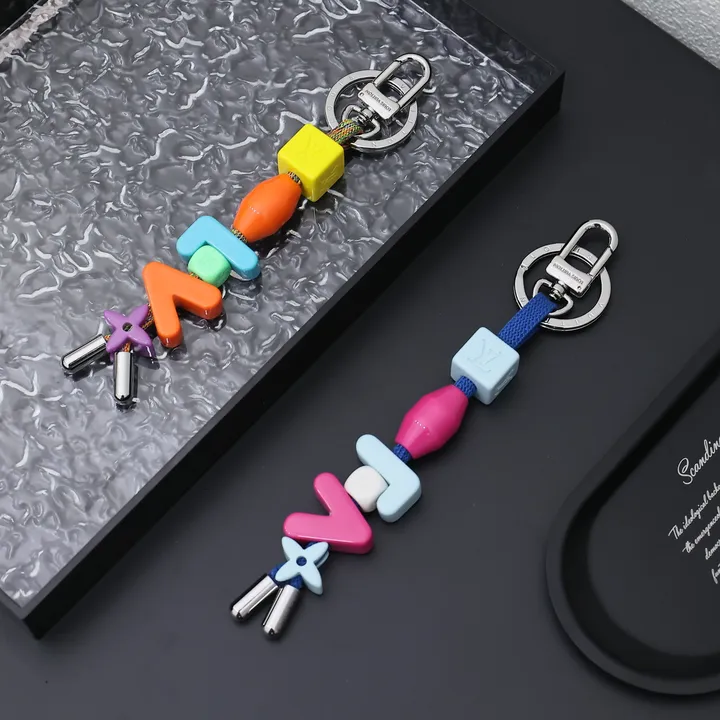 スーパーコピー ルイヴィトン キーホルダー