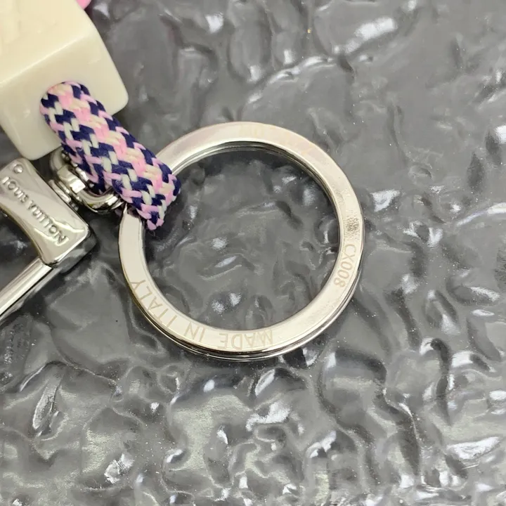 スーパーコピー ルイヴィトン キーホルダー