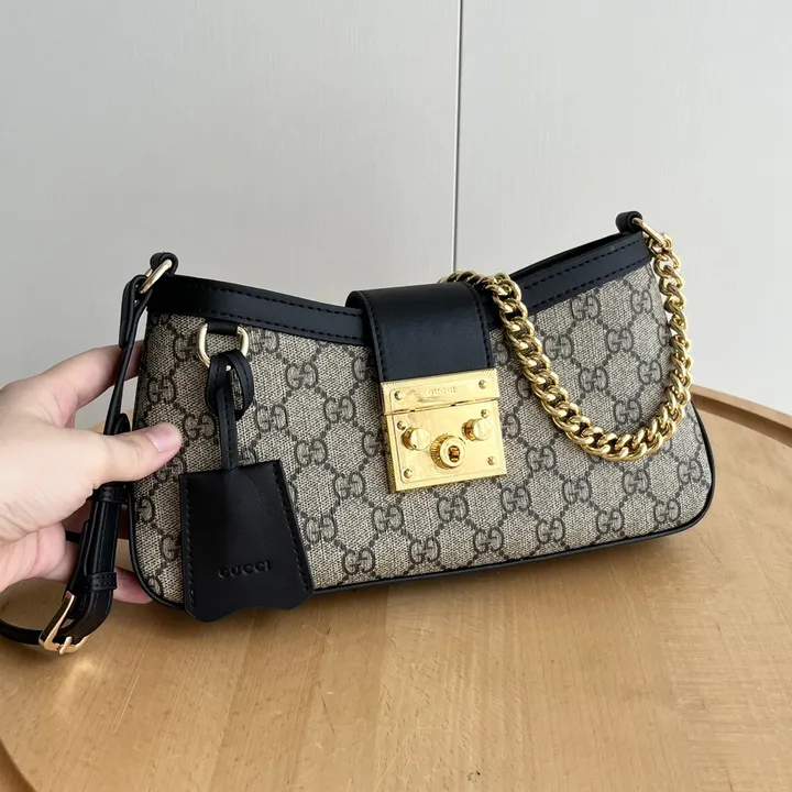 スーパーコピー グッチ キーホルダー