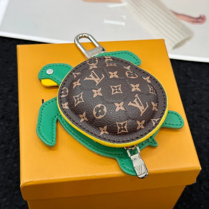 スーパーコピー ルイヴィトン キーホルダー