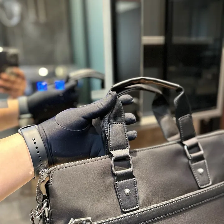 スーパーコピー プラダ キーホルダー