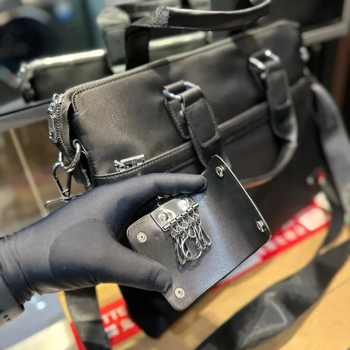 スーパーコピー プラダ キーホルダー