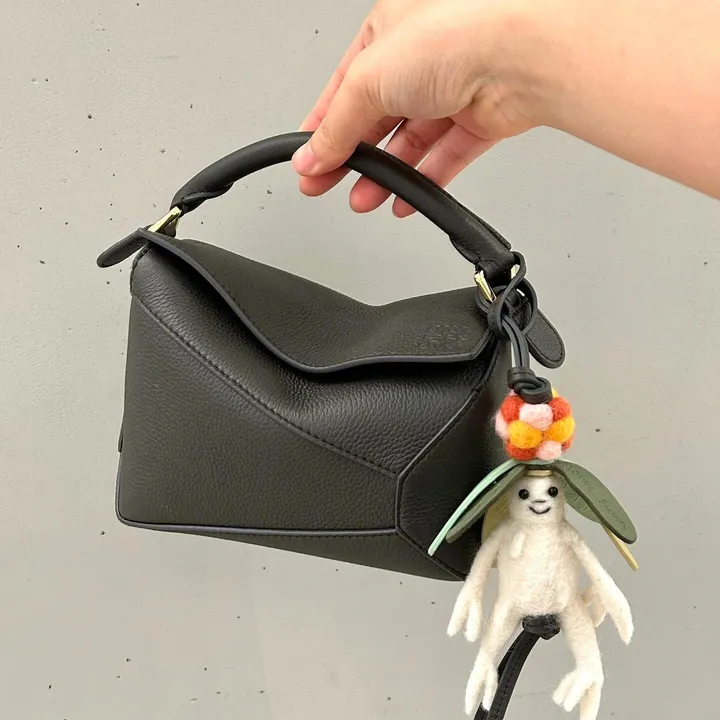 スーパーコピー ロエベ キーホルダー