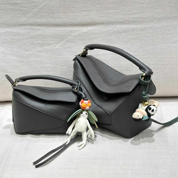 スーパーコピー ロエベ キーホルダー