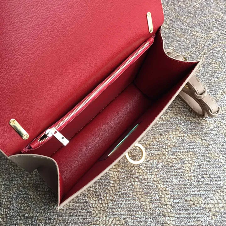 スーパーコピー フェラガモ キーホルダー