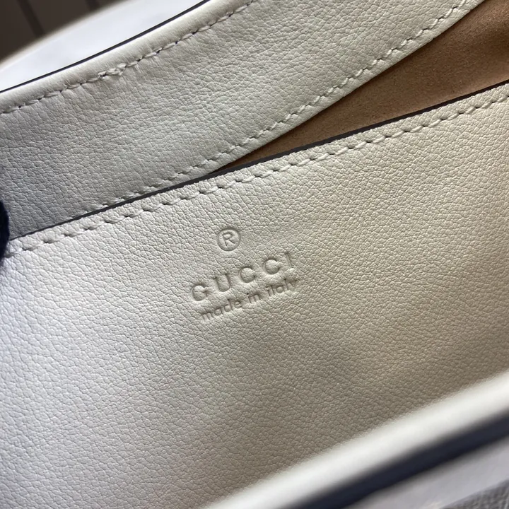 スーパーコピー ルイヴィトン キーホルダー