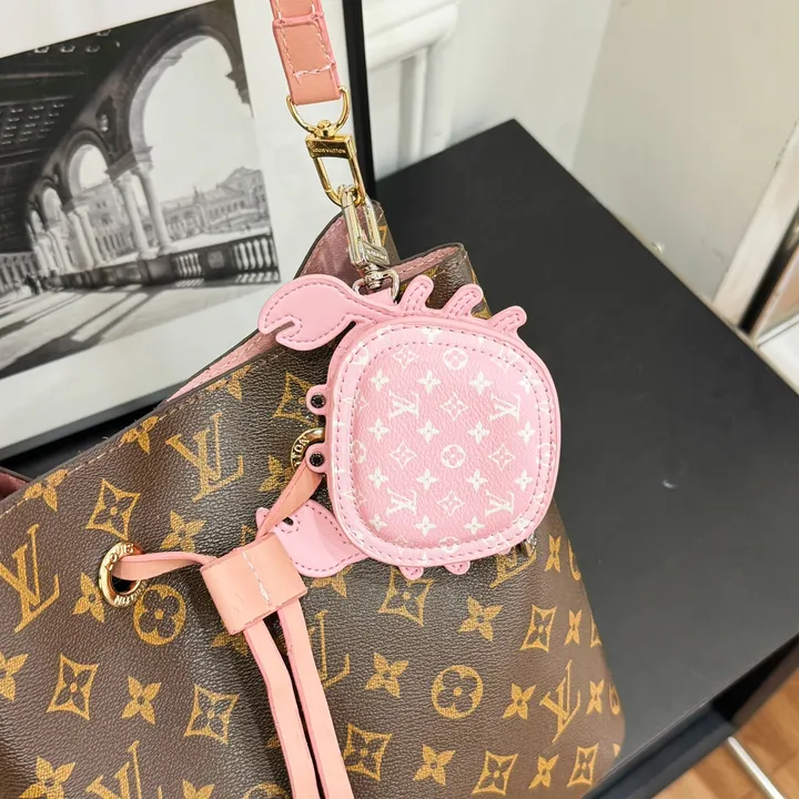 スーパーコピー ルイヴィトン キーホルダー