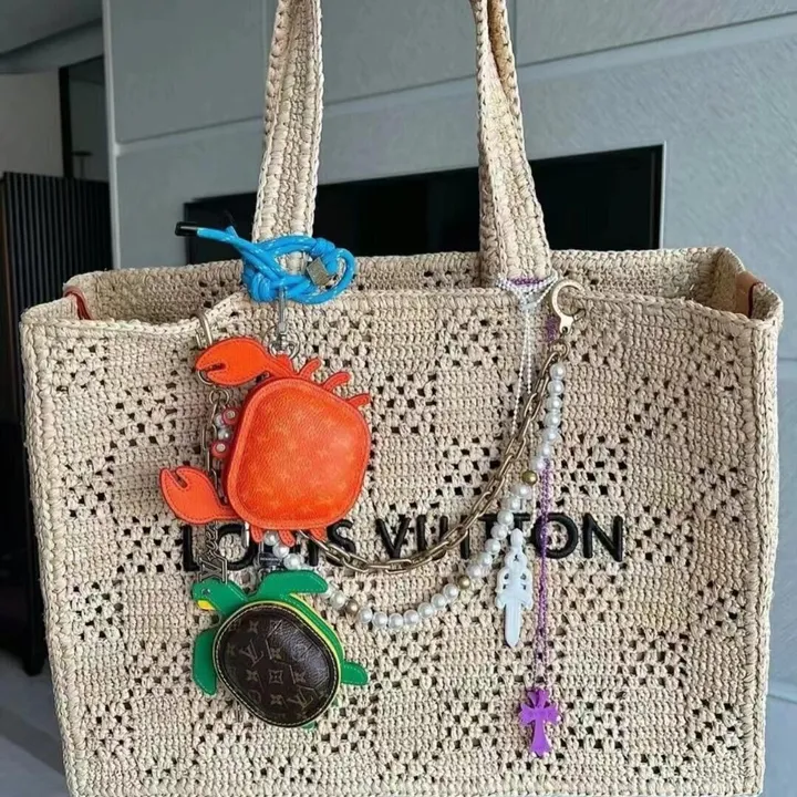 スーパーコピー ルイヴィトン キーホルダー