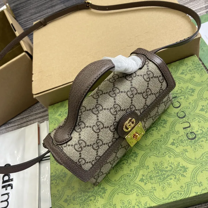 スーパーコピー ルイヴィトン キーホルダー