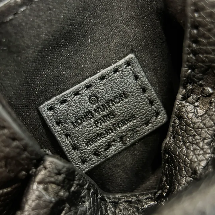 スーパーコピー ルイヴィトン キーホルダー