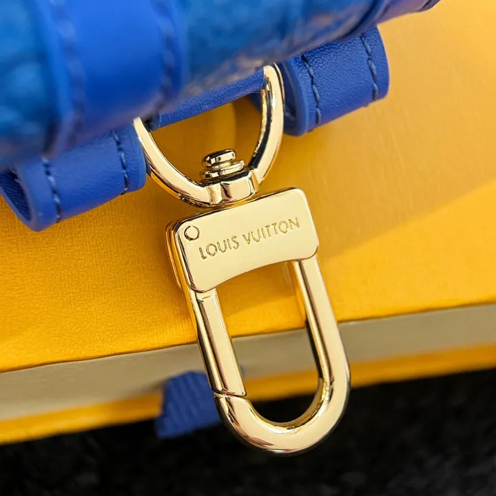 スーパーコピー ルイヴィトン キーホルダー