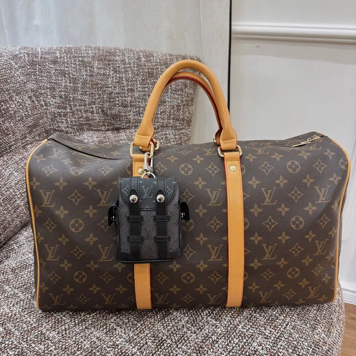 スーパーコピー ルイヴィトン キーホルダー