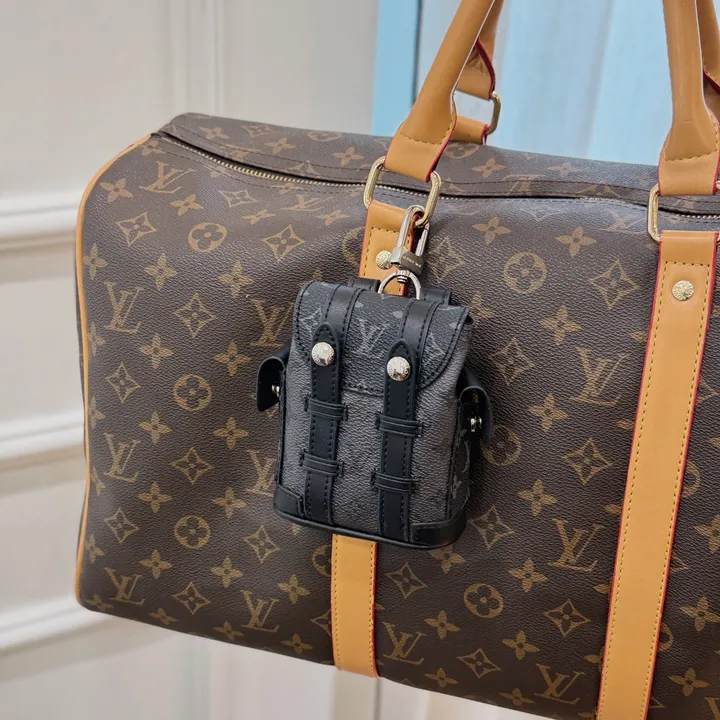 スーパーコピー ルイヴィトン キーホルダー