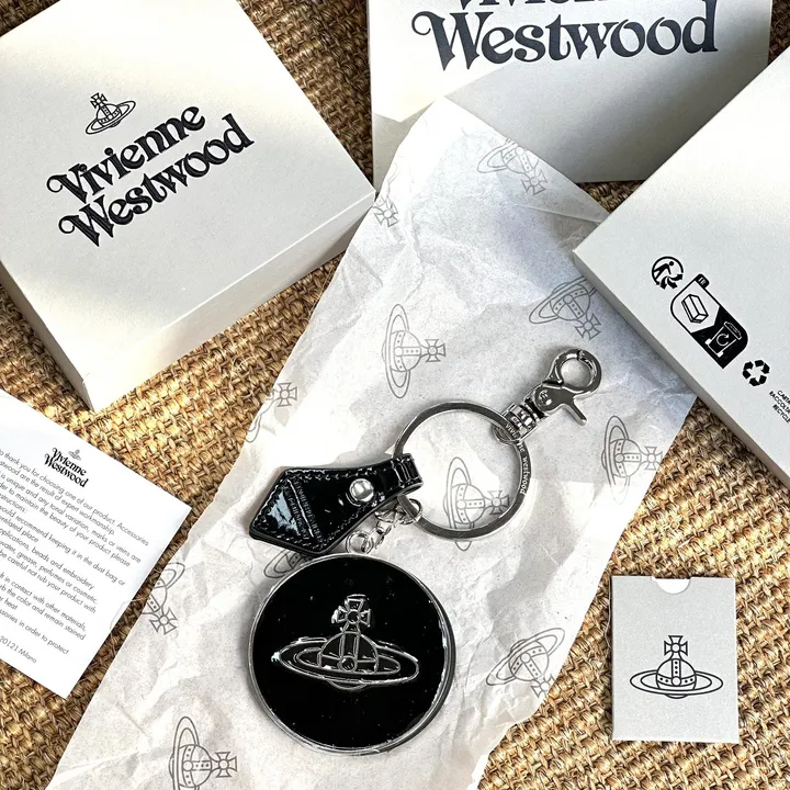 スーパーコピー クリスチャン・ルブタン キーホルダー