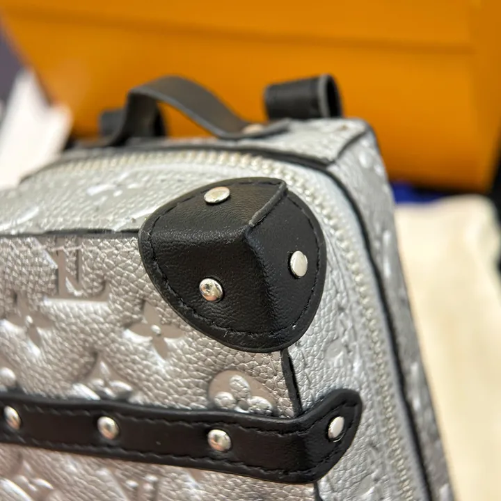 スーパーコピー ルイヴィトン キーホルダー