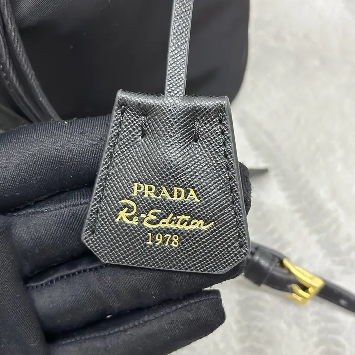 スーパーコピー バレンシアガ キーホルダー