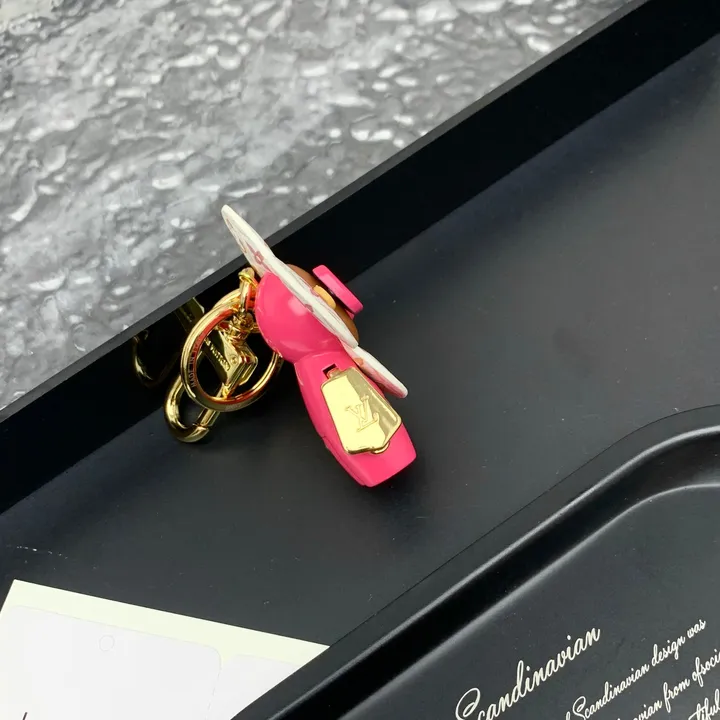 スーパーコピー ルイヴィトン キーホルダー