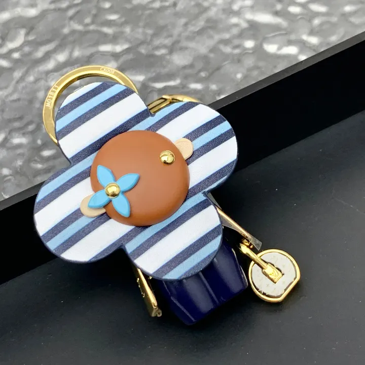 スーパーコピー ルイヴィトン キーホルダー