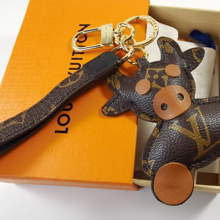 スーパーコピー ミュウミュウ キーホルダー