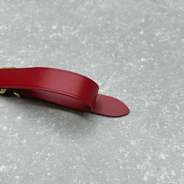 スーパーコピー ミュウミュウ キーホルダー