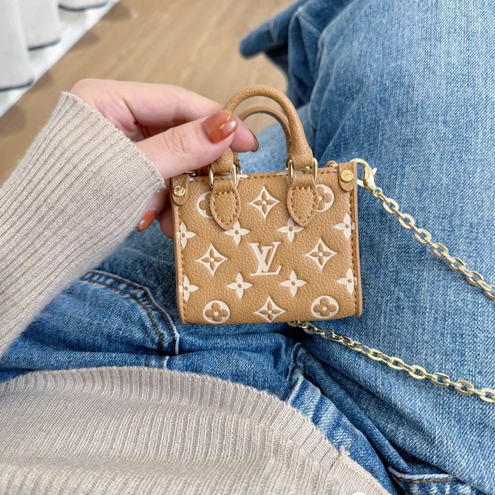 スーパーコピー ルイヴィトン キーホルダー