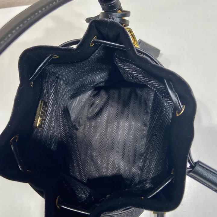 スーパーコピー バレンシアガ キーホルダー