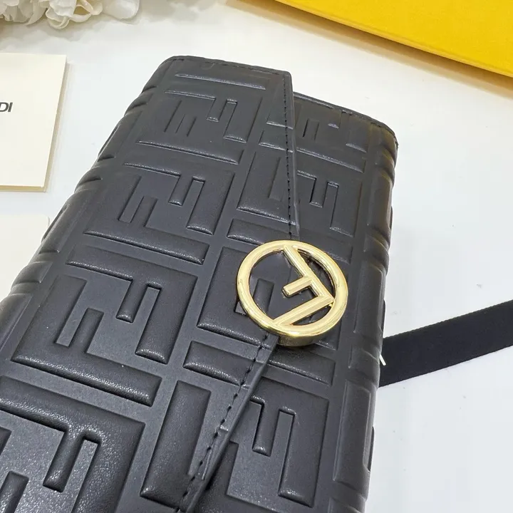 スーパーコピー フェンディ キーホルダー